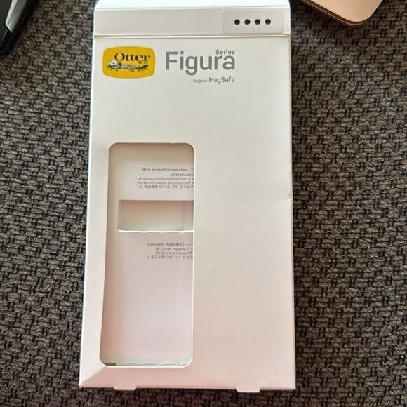 iPhone 15 pro max otter box case - Picture 5 of 6